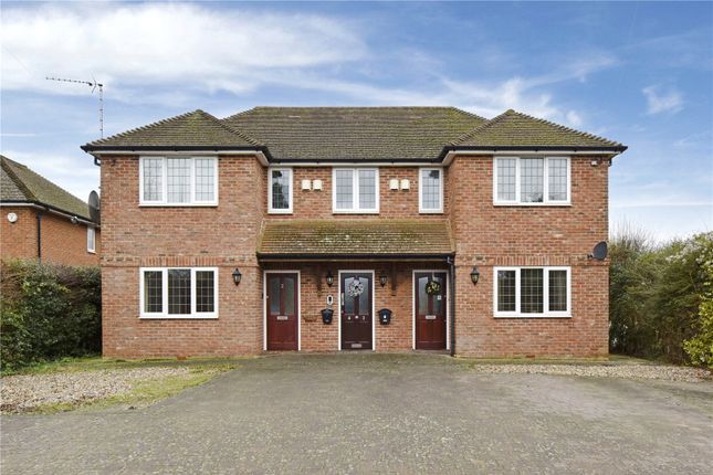 Thumbnail Maisonette to rent in The Orchard, 32 Orchard Way, Holmer Green, Buckinghamshire