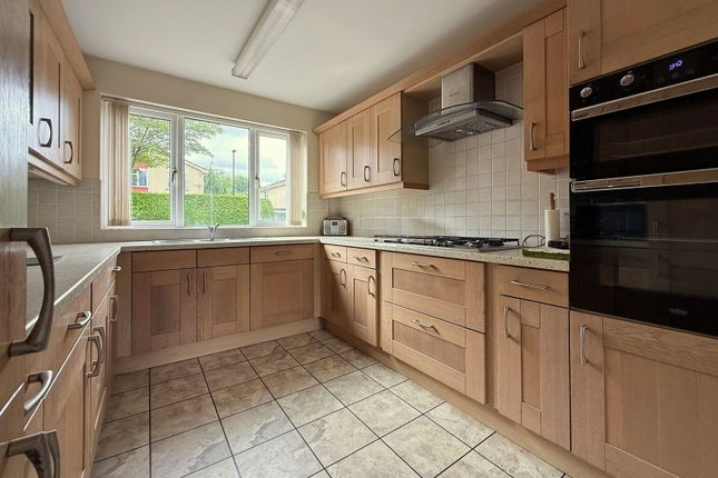 12, Woodland Grove, Bath photo 4
