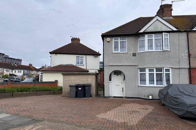 Semi-detached house for sale in Waye Avenue, Hounslow