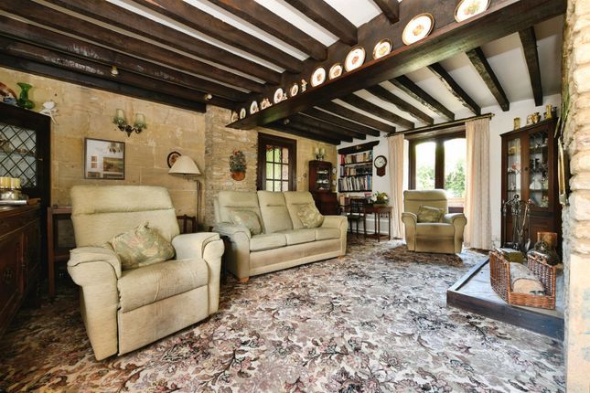 28, The Causeway, Chippenham photo 2