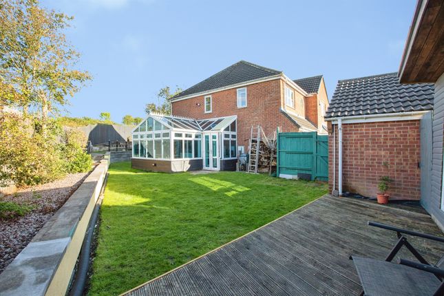 25, Sterling Close, Ripley photo 2