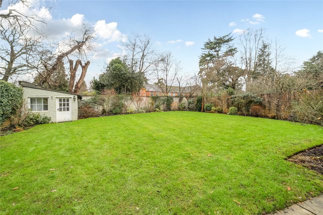 4, Heatherfield Lane, Surrey photo 4