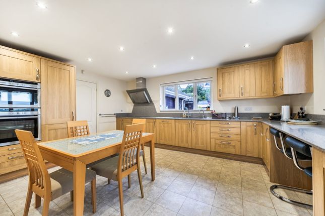 19, Hodders Way, Saltash photo 4