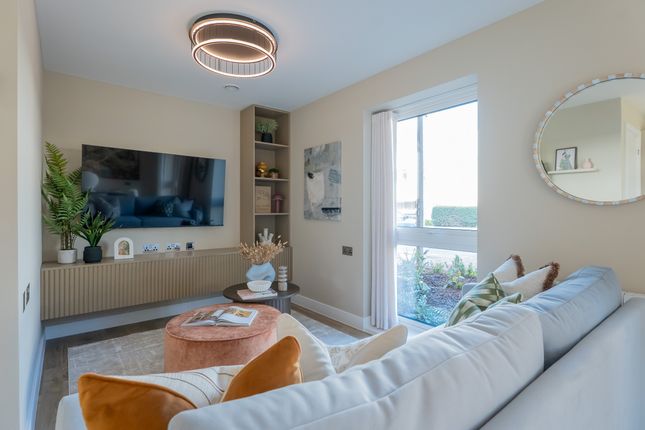 33, Meadowview Road, Raynes Park photo 3