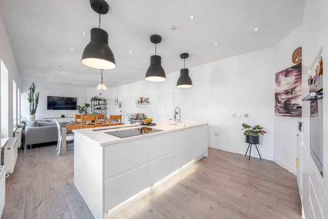 Apt 2, Carlton House, Knaresborough photo 4