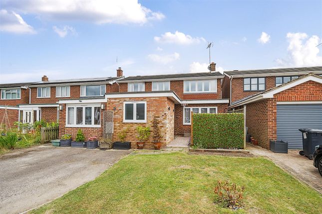 Thumbnail Detached house for sale in Village Way, Yateley