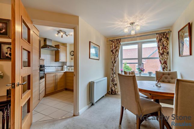 32 Barnes Wallis Court, Charles Briggs Avenue, Goole photo 3