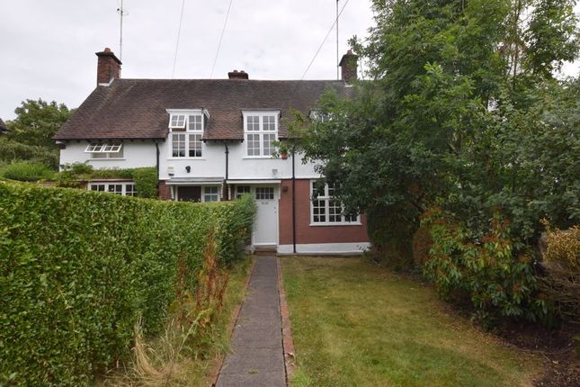 Cottage to rent in Midholm, Hampstead Garden Suburb