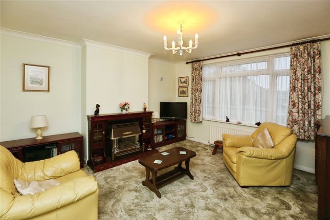 20, Kinsbourne Way, Hampshire photo 2