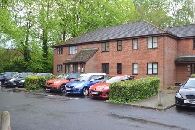 Parking &amp; Gardens