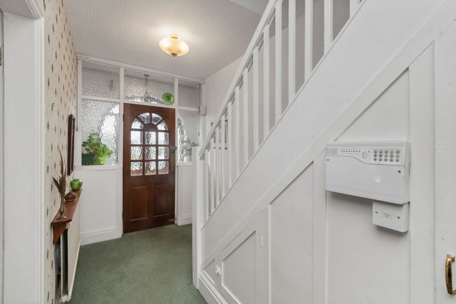 24 Daresbury Road, St. Helens photo 2