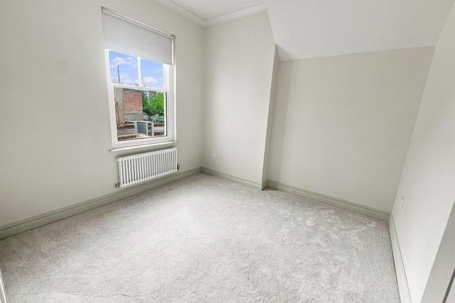 502 Hoe Street, London photo 4