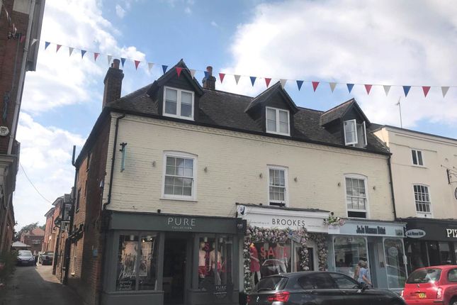 Thumbnail Flat to rent in High Street, Marlow