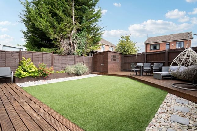 9 Naseby Close, Wellingborough photo 4