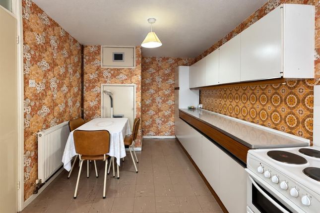 25, Falcon Drive, Stanwell photo 5