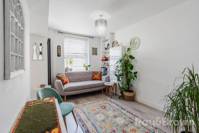 2a Bloom Street, Cardiff photo 2