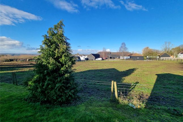 32, Hillcrest Park, Letchworth Garden City photo 2