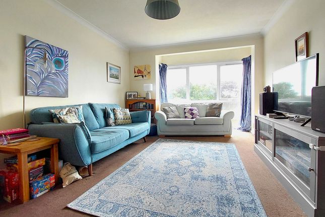 15 Willow House, The Strand, Worthing photo 2