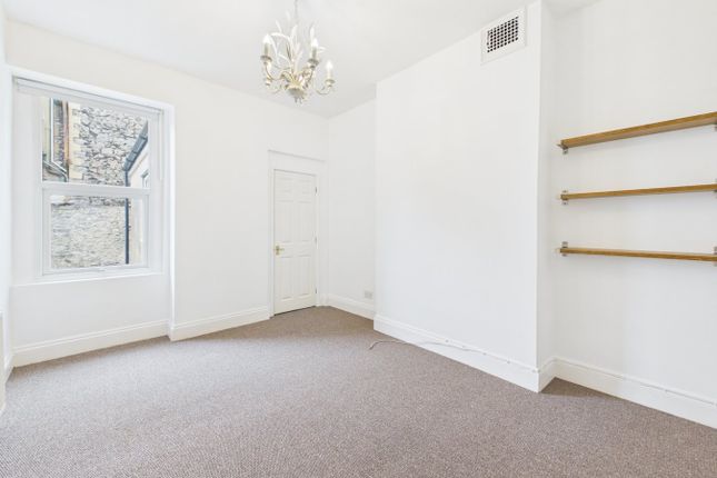 Flat 3, 2, Park Place, Weston-Super-Mare photo 3