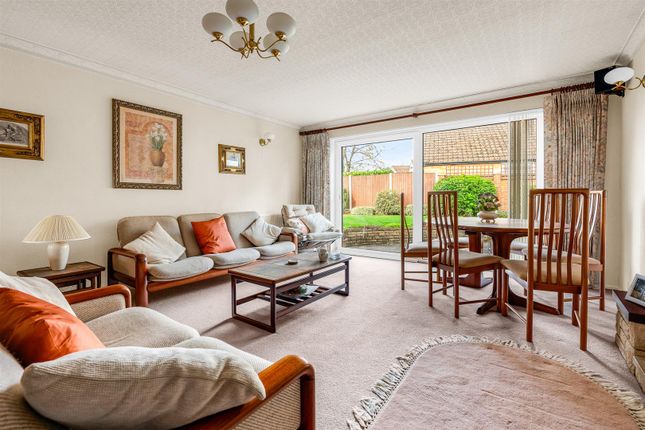 6, Wentworth Road, Hertford photo 4