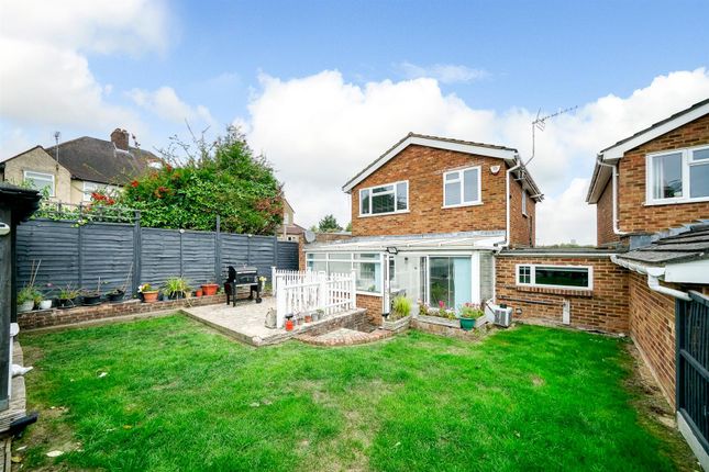 2, Sycamore Approach, Croxley Green photo 4