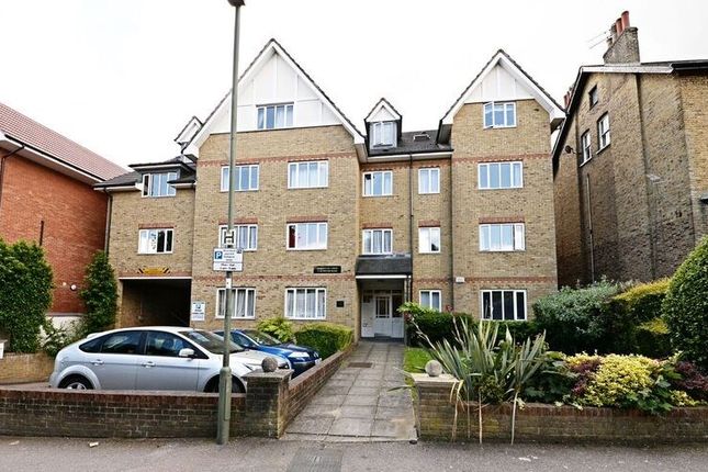 Thumbnail Flat for sale in Coachmans Lodge, 24-26 Friern Park, North Finchley