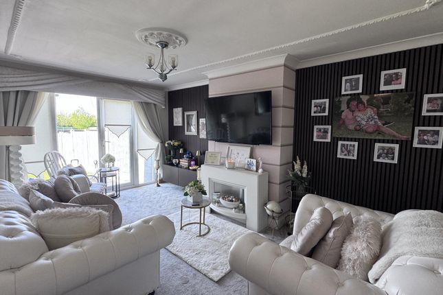 53, Park Brow Drive, Liverpool photo 3