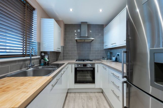 Thumbnail Flat for sale in St Lukes Close, South Norwood, London