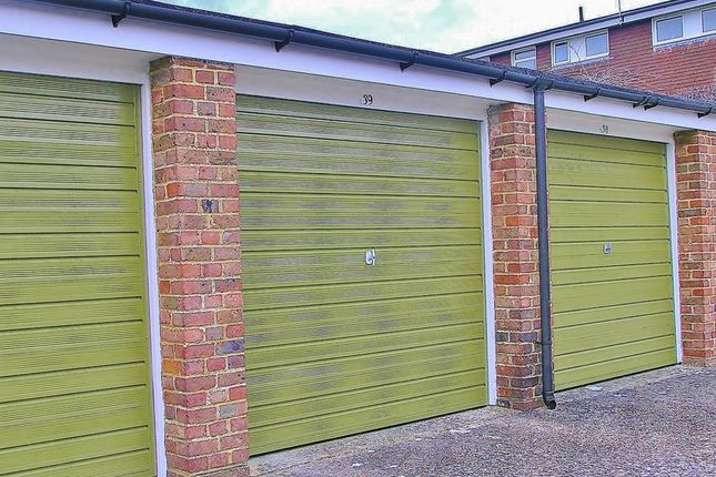 Parking Garage To Rent In Grand Avenue Worthing Bn11 Zoopla
