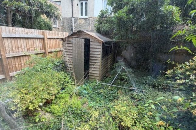 21, Goldsboro Road, London photo 3