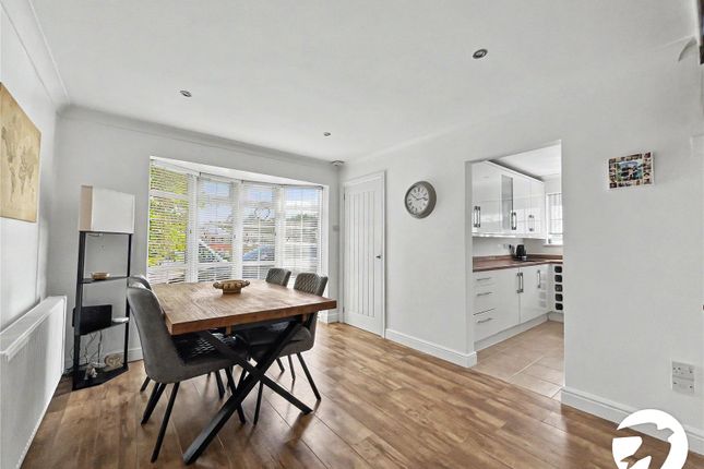 32, Birch Drive, Kent photo 4