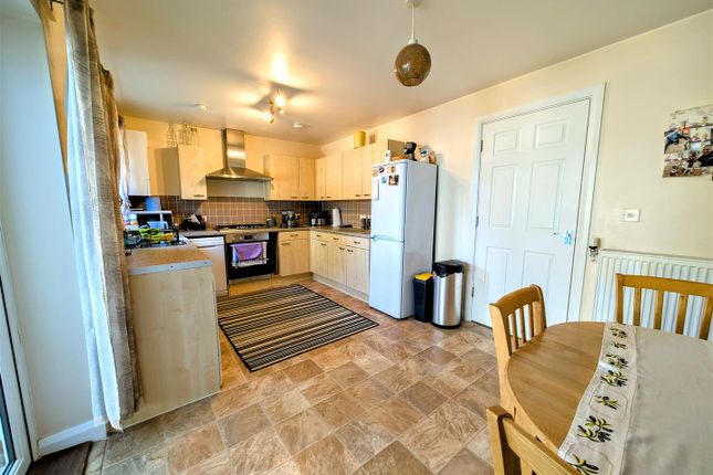 1, Meadow View, Lydney photo 4