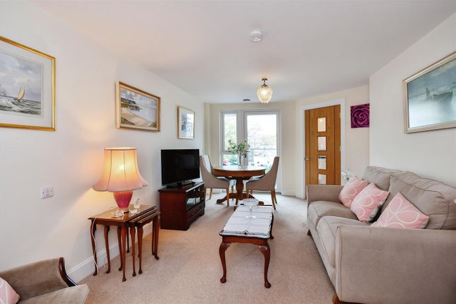 Flat for sale in Horizons, Churchfield Road, Poole.