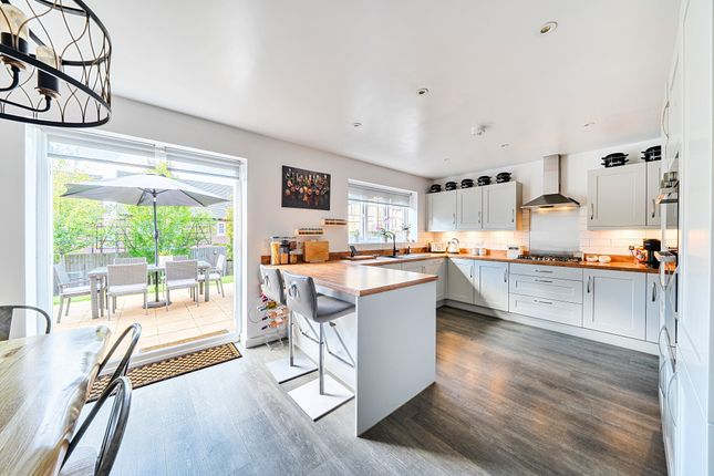 12, Yeoman Close, Bodicote photo 3