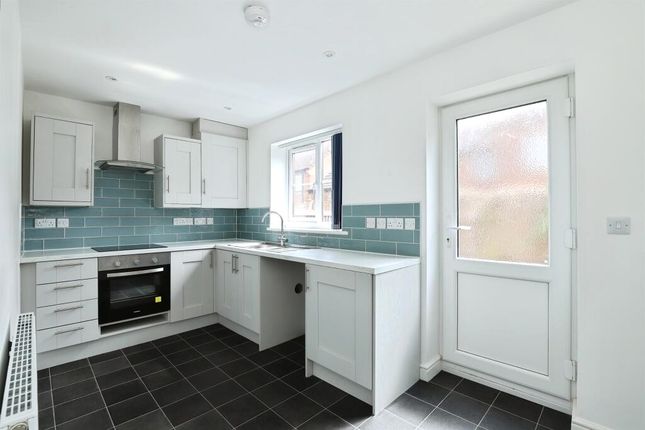 42a, Holbeach Road, SPALDING photo 2