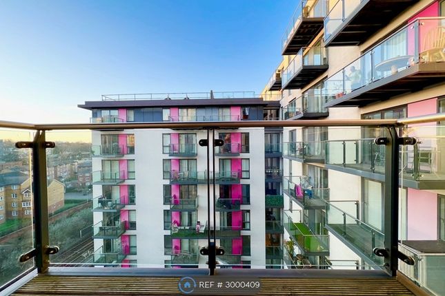 Flat, Adana Building Conington Road, London photo 2