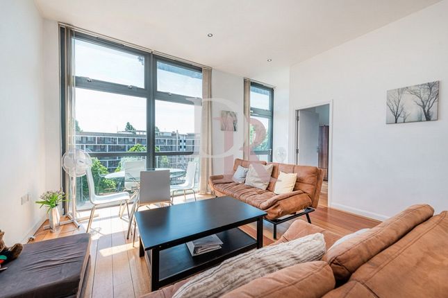 Thumbnail Flat to rent in Pentonville Road, Angell