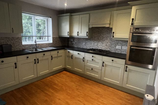 9, Dove Close, Gainsborough photo 4