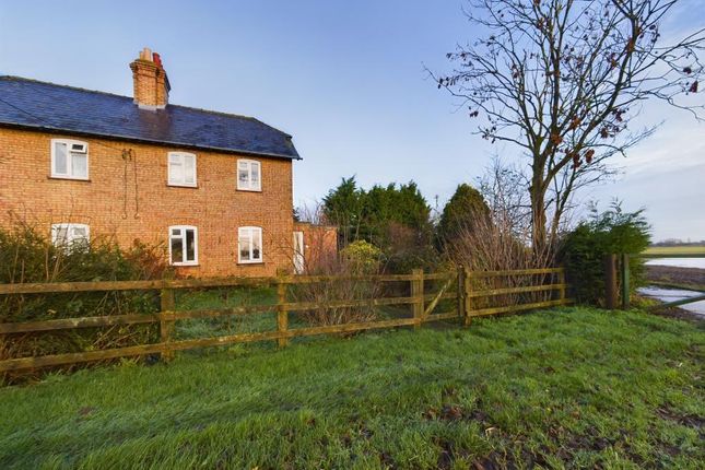 Thumbnail Cottage for sale in Postland, Crowland, Peterborough
