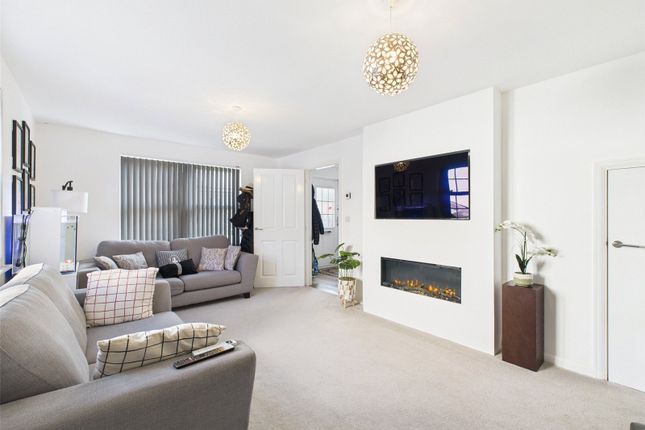 5, Swelltor Drive, Devon photo 3