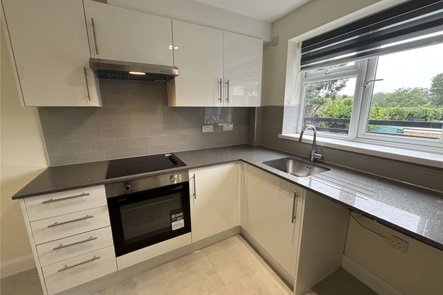 44A,, Frimley High Street, Camberley photo 2