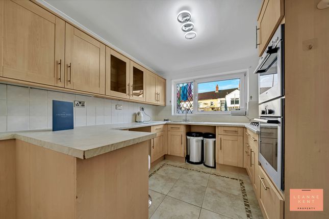 17 Upper Glyn Gwyn Street, Caerphilly photo 3