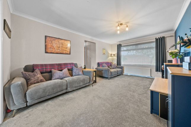 13, Lismore Court, Falkirk photo 4