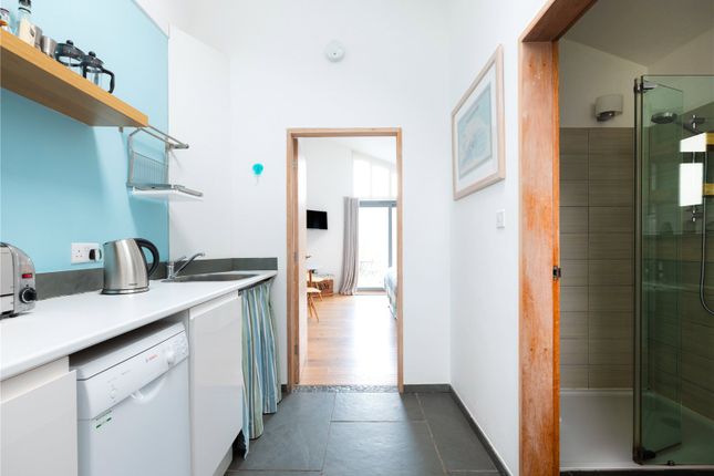 Studio Kitchen