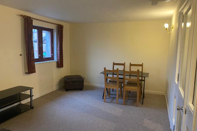 2/2, 33, Ashvale Crescent, Glasgow photo 3