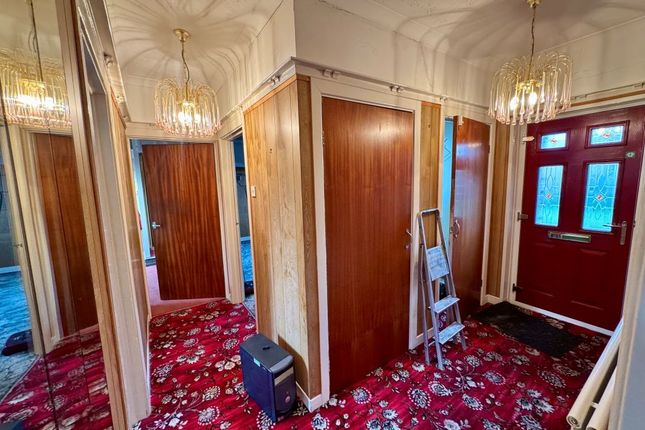 10, Black Lion Road, Llanelli photo 2