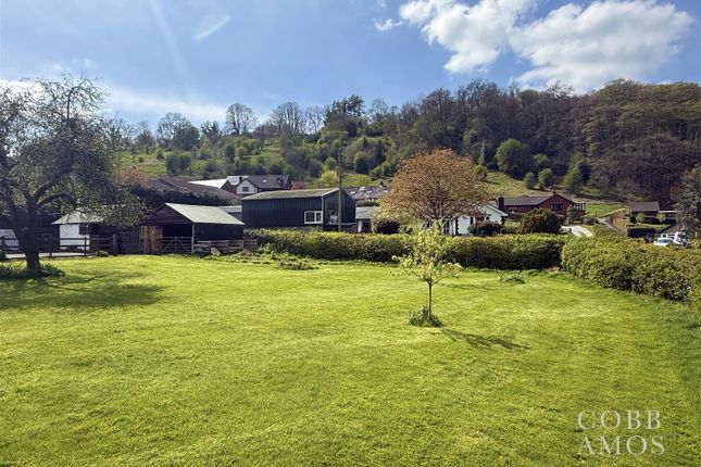 Oak Tree Cottage, Knucklas Road, Knighton photo 3