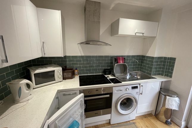 2 Old Vicarage Place, Bristol photo 4