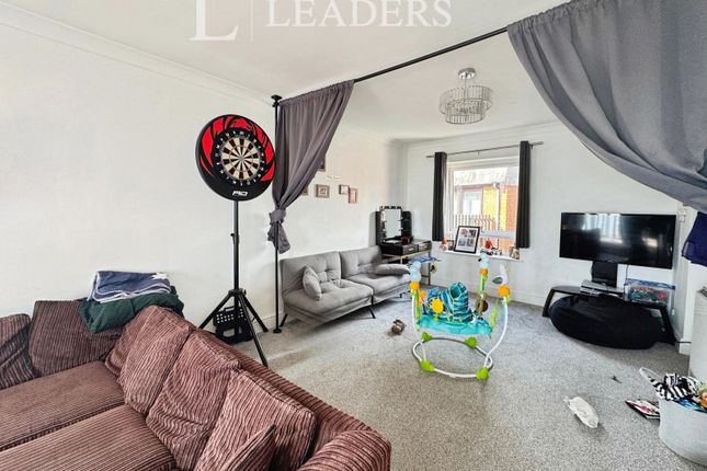 20, Ambleside Court, Clacton-on-Sea photo 3
