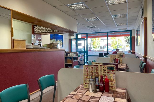 Restaurant/cafe to let in North Harrow, Middlesex